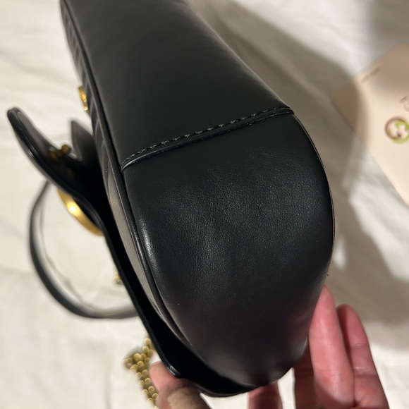 Gucci bag GG MARMONT SMALL SHOULDER BAG purse Black calfskin leather - Picture 9 of 12